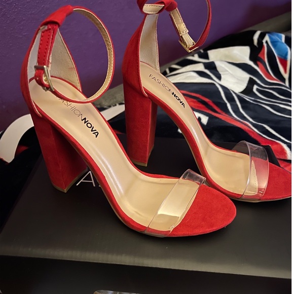 Red with clear strap Fashion nova heels, size 7 - Picture 5 of 5